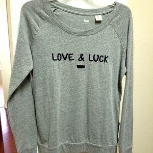 Levi's long sleeve T-shirt